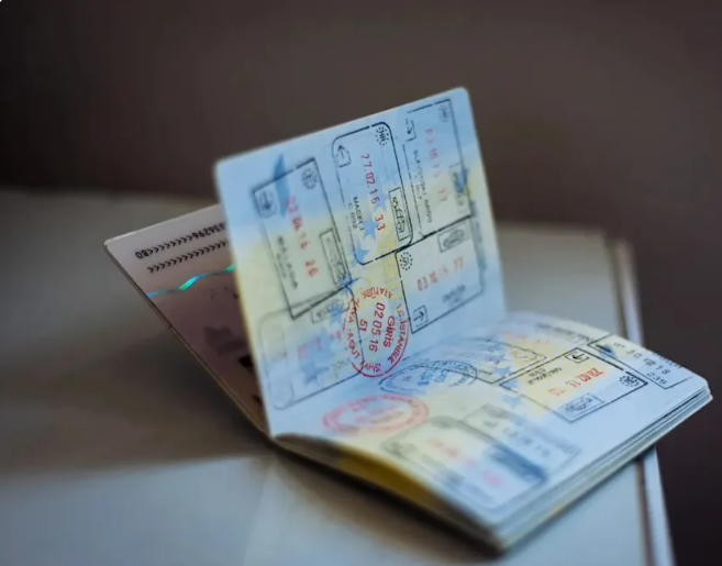 easy long‑term visas with no income requirements